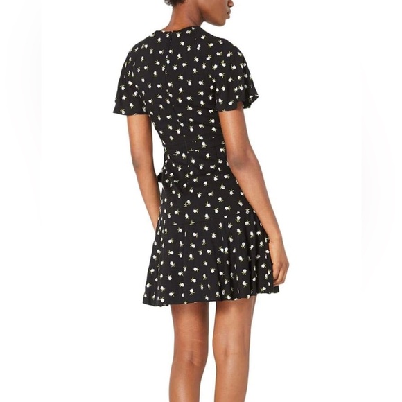 Jill Jill Stuart Embroidered Wrap Dress Black: Off-White/size 8 - Picture 3 of 10